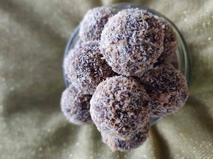Dried Fruit  And Coconut Laddoo -100gms
